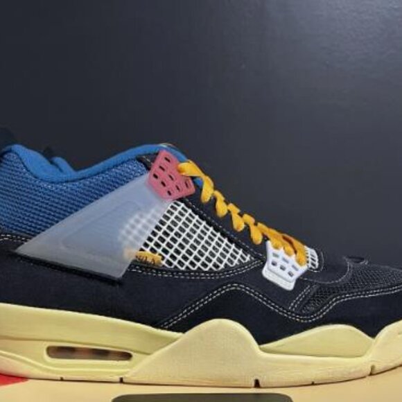 Air Jordan  Bred - Picture 3 of 7